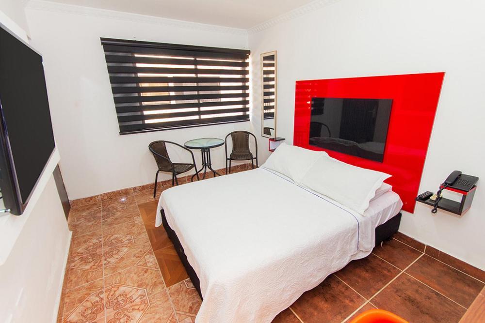 Deluxe Oasis De La Colina Boutique Hotel Girardot