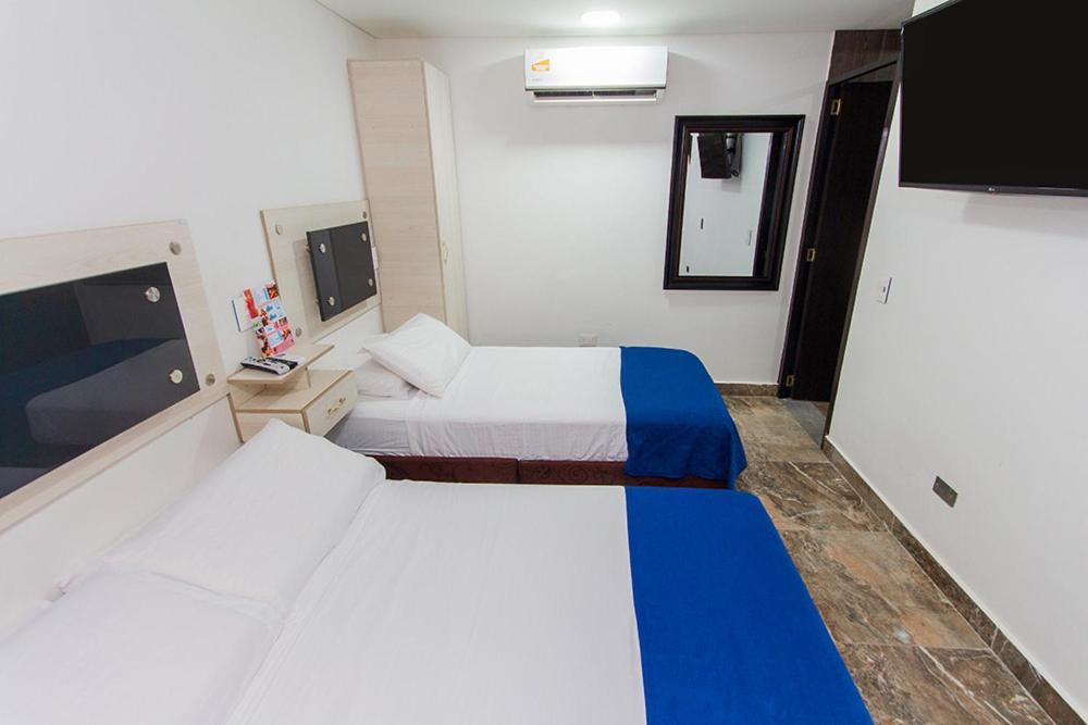 Deluxe Oasis De La Colina Boutique Hotel Girardot
